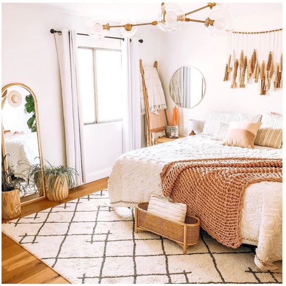 POLY& BARK Thurston Five-Light Chandelier - Picture 2 of 16